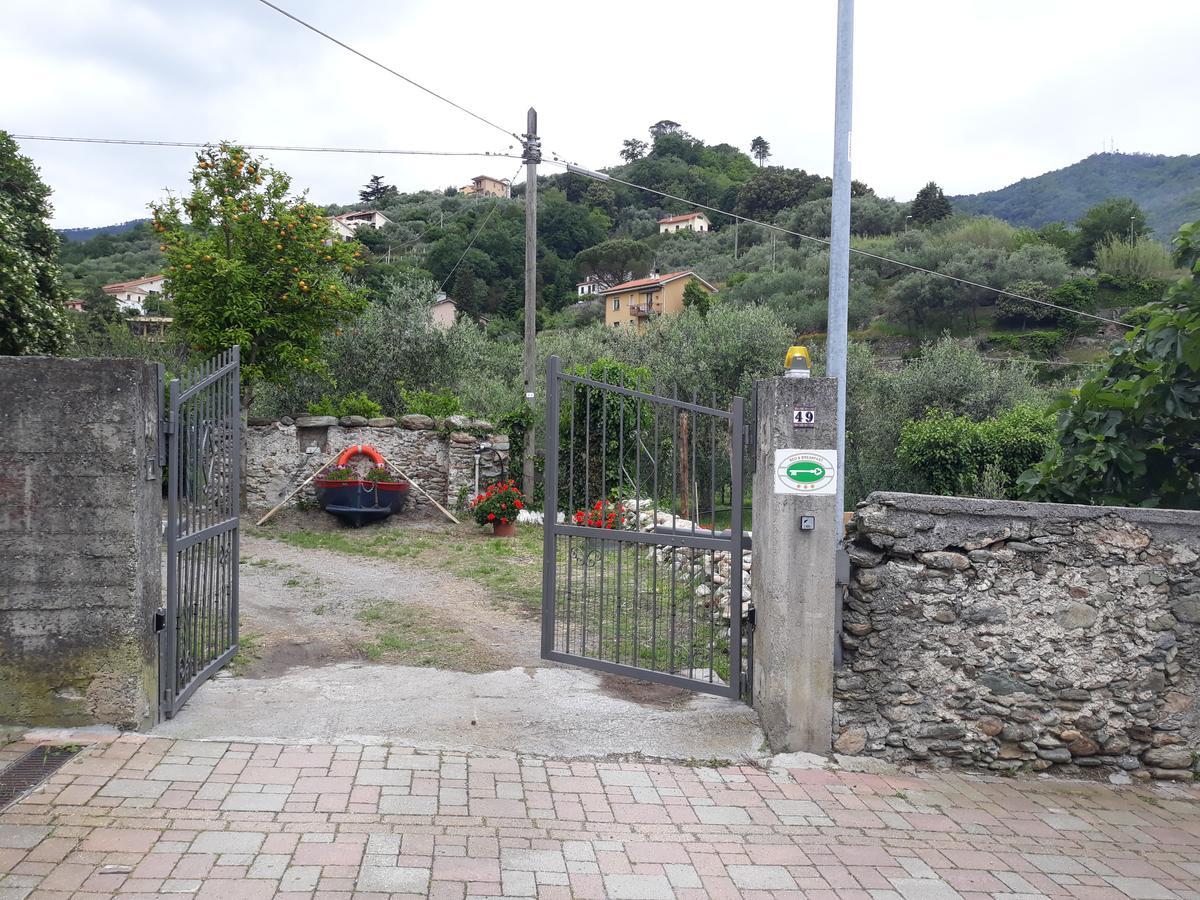 Bed and Breakfast La Terra Di Mingo Vado Ligure Exterior foto